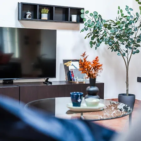 Апартаменты Casa Luce - Bright, Stylish And *