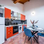 Casa Luce - Bright, Stylish And Apartament