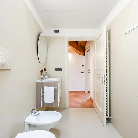 Casa Luce - Bright, Stylish And 摩德纳