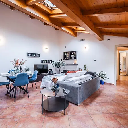 Casa Luce - Bright, Stylish And * 摩德纳
