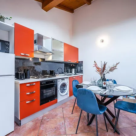 Casa Luce - Bright, Stylish And Apartment
