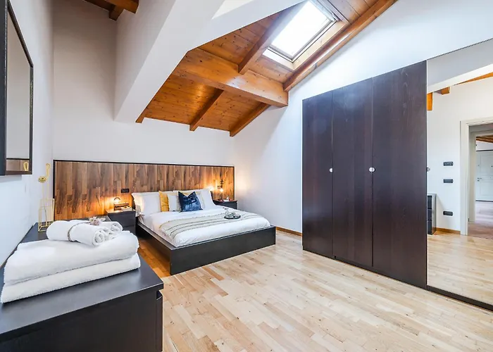 Casa Luce - Bright, Stylish And 摩德纳