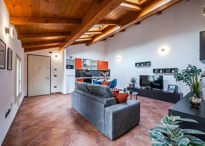 Casa Luce - Bright, Stylish And 公寓 摩德纳