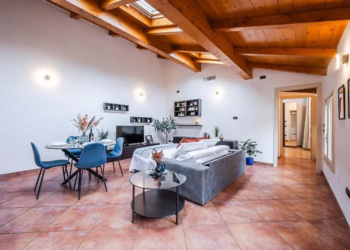 Casa Luce - Bright, Stylish And * 摩德纳